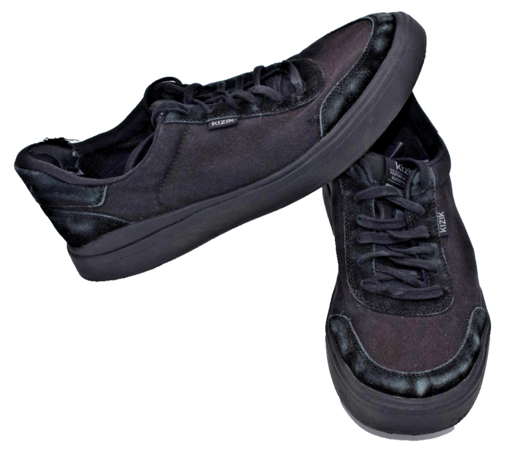 KIZIK Prague 2 Hands Free Slip On Lace Up Sneakers -- Black Monochrome -- Mens 9